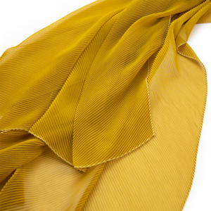 Pleated Spring scarf