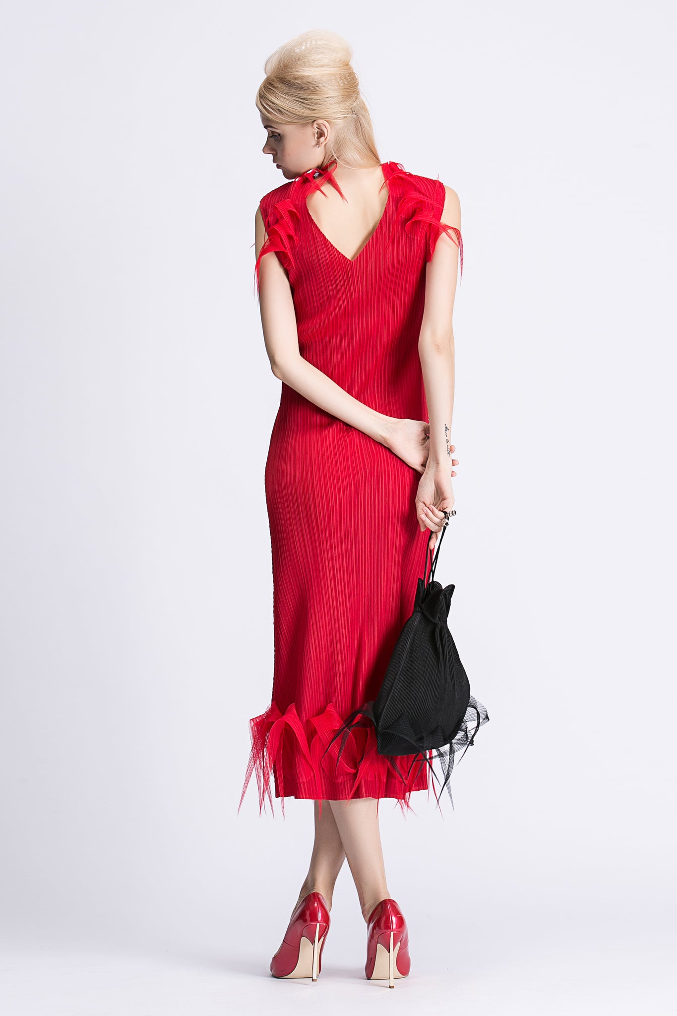 Long Feathered V Neck Detailed Evening Dress